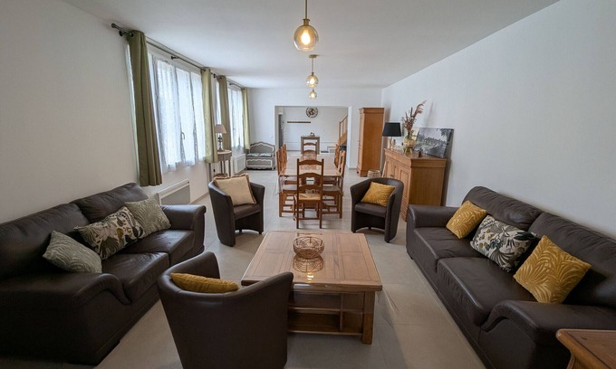 Boulay-les-Barres Cabaña | Encantadora Casa Rural Familiar cerca de Orleáns con Jardín