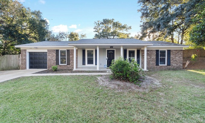 Northeast Pensacola Casa | Charming Family Friendly 3-bedroom House in Fabulous Pensacola
