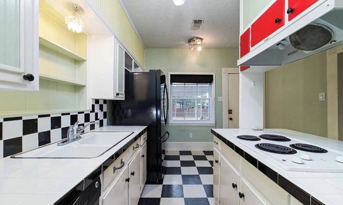 Brady Casa | Charming family home.