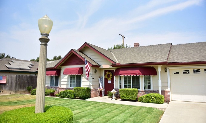 Visalia Casa | Charming Family House Near Sequoia Park