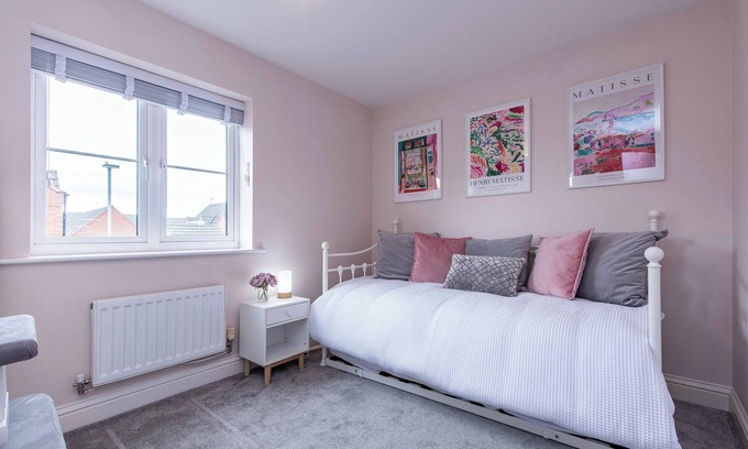 Bingham Casa | Charming Family Retreat - 3 Bed Home in Bingham