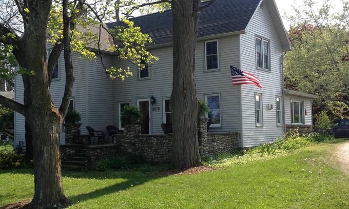 Northport Otro | Encantadora Cherry Farm en la aclamada M-22 Minutes to Town & Beaches