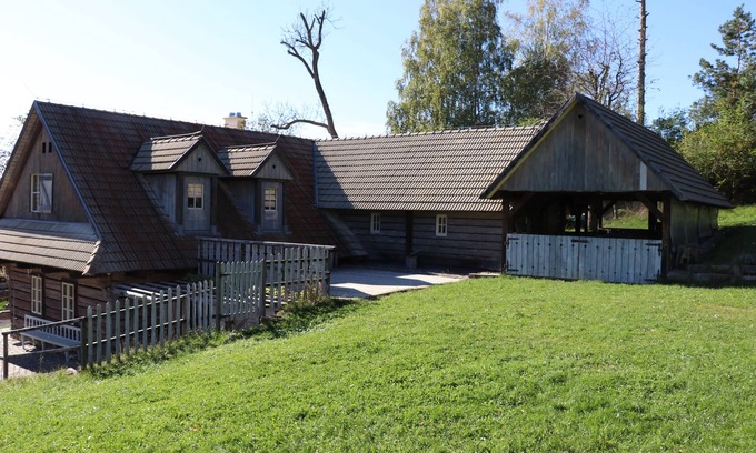 Banska Bystrica Otro | Charming farmhouse with WiFi in picturesque Detva - Drevenica pod orechom