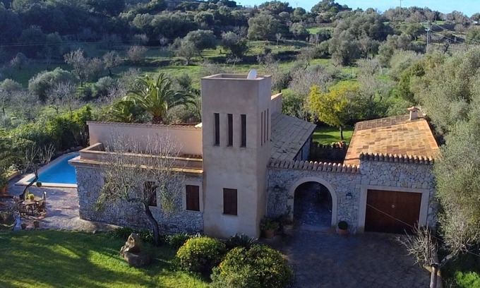 Arta Casa | Encantadora finca - 800m a Artà con vistas a San Salvador, piscina, aire acondicionado.