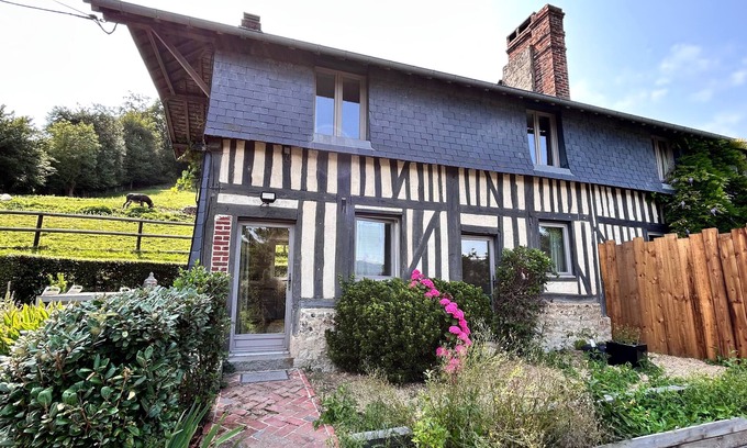 La Riviere-Saint-Sauveur Casa | Charming House Honfleur