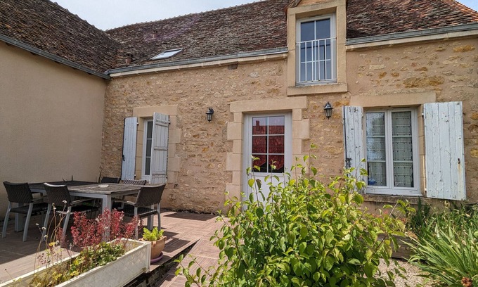 Lourouer-Saint-Laurent Cabaña | Casa rural con jardín, terraza, parking y opción de servicios adicionales en Lourouer-Saint-Laurent