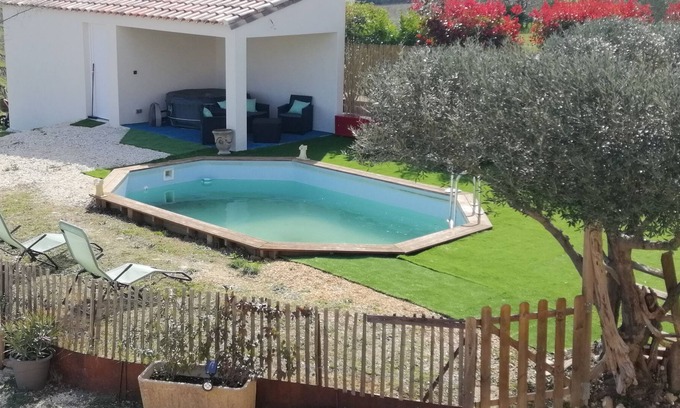 Massillargues-Attuech Apartamento | Encantador apartamento con piscina cerca de Anduze para 4 personas