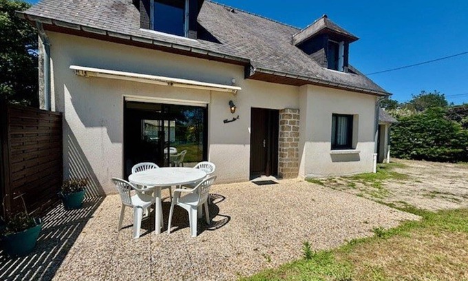 Saint-Pierre-Quiberon Villa | Casa acogedora, 5 piezas, 130m², cerca de la playa, tranquila, jardín, admite mascotas