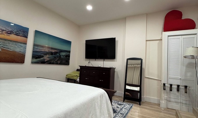 West Little River Apartamento | Charming fully furnished studio in Miami’s awesome Little River