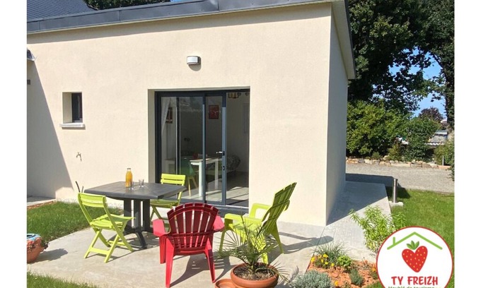 Plougastel-Daoulas Apartamento | Charming furnished studio with terrace and south-facing garden for 2p, near town