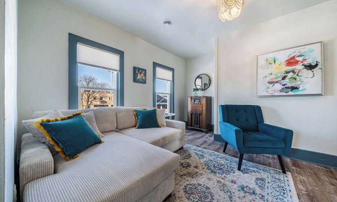 Appleton Apartamento | Charming, Furnished Retreat with a Yard—Just Minutes from Downtown Appleton