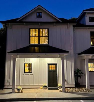 Gainesville Casa | Charming Gainesville Townhome 1