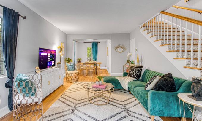 Dilworth Casa | Charming Getaway, Minutes to Everything!