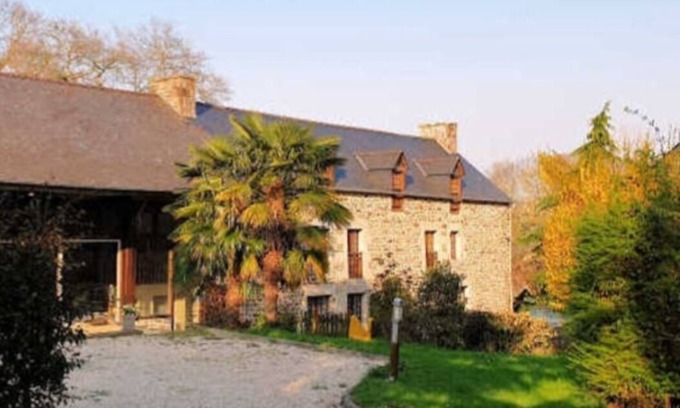La Vicomte-sur-Rance Casa | casa encantadora con piscina climatizada cerca de Dinan / Dinard / St Malo