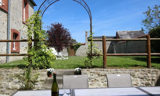 Sainte-Marie-du-Mont Cabaña | Acogedora casa con jardín privado, cerca de Utah Beach y Ste Mère Eglise