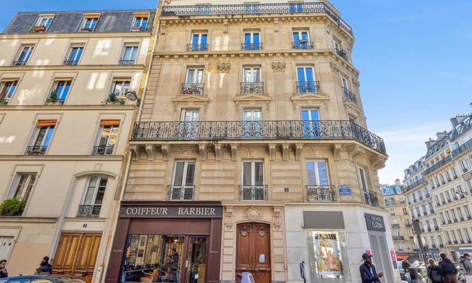 5th Arrondissement Apartamento | Charming Haussmannian T3 in Paris - Welkeys