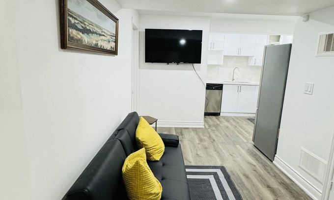 Brampton Casa | Charming Haven @Snelgrove !!