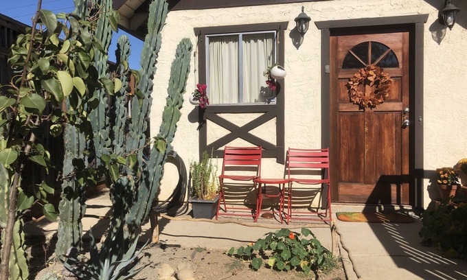 Los Gatos Casa | Charming Hidden Cottage