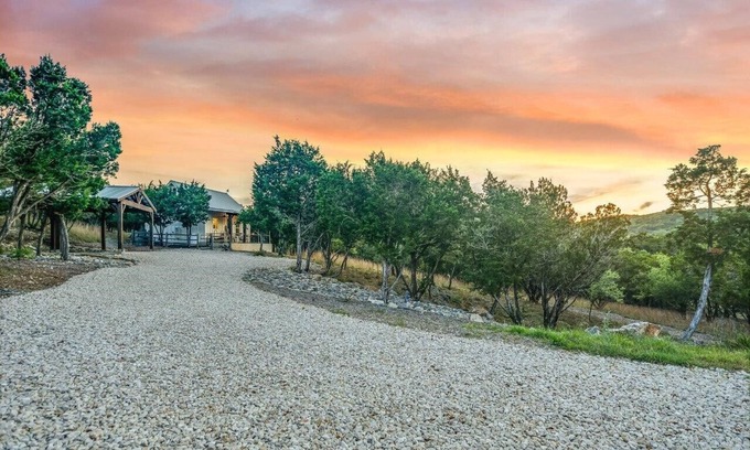 Wimberley Cabina | Charming Hill Country Cabin on 6 private acres