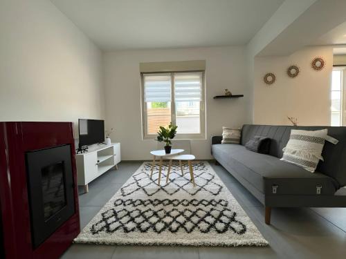 Parigne-lʼEveque Casa | Charming Home in Parigné-l Évêque near Le Mans