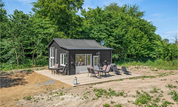 Østermarie Casa | Charming Home In Østermarie With 2 Bedrooms And Wifi