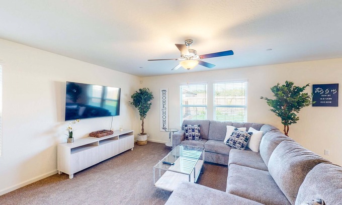 Visalia Casa | Charming home near National Forest & Lake