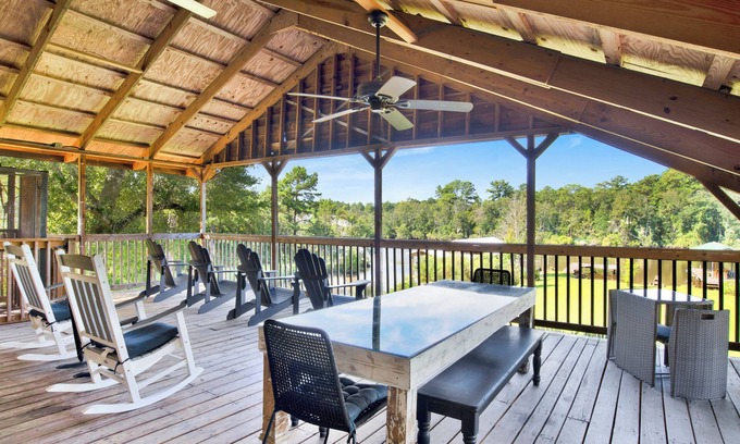 Fairhope Casa | Charming Home on Fish River - Perfect for your Family!