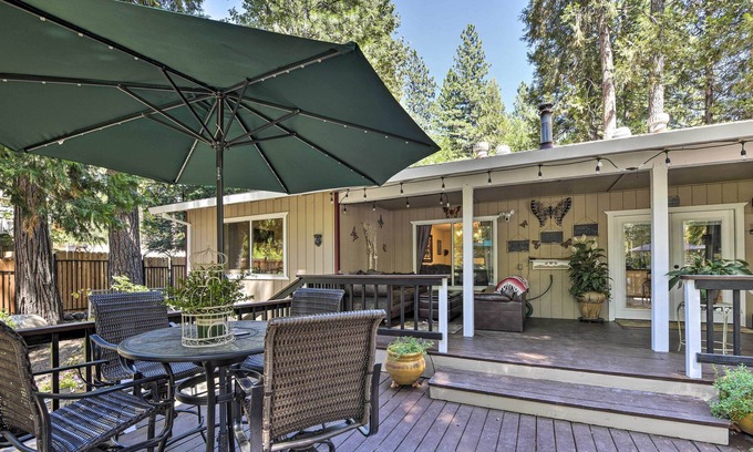 Glencoe Casa | Charming Home w/ Deck - 16 Mi to Sutter Creek!