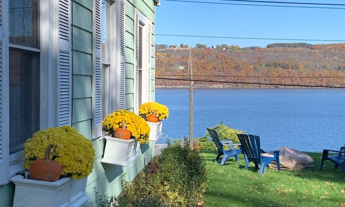 Watkins Glen Casa | Casa rural con increíbles vistas al lago