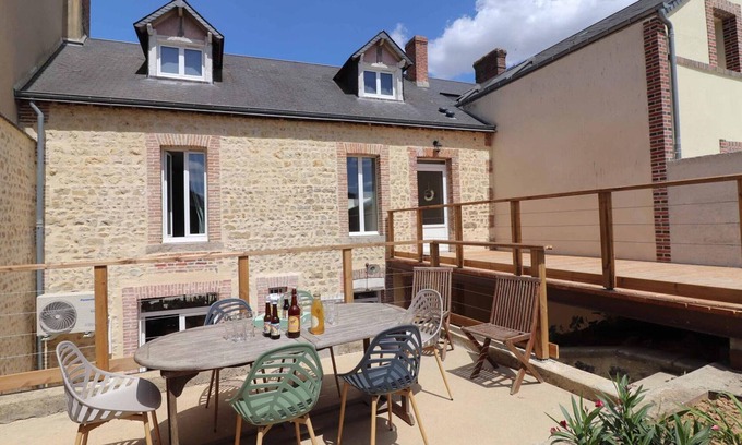 Le Mele-sur-Sarthe Cabaña | Casa antigua cómoda para 8 pers., cerca de actividades