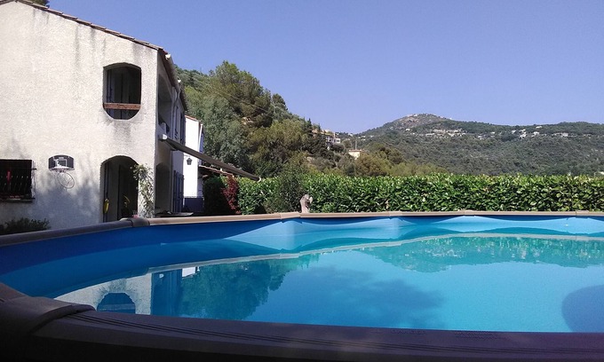 Tourrette-Levens Casa | casa con encanto en la Riviera francesa hasta 7 personas .........................