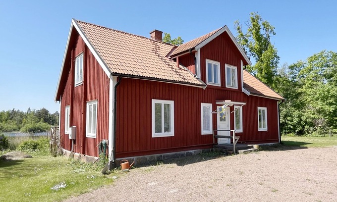 Oskarshamn Casa | Charming house by Emån in Hälleforshult, Påskallavik | SE05074