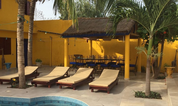Mbour Casa | Encantadora casa frente al mar con piscina