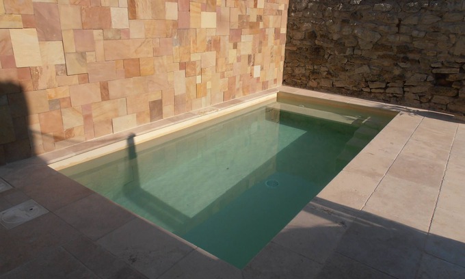 Lancon-Provence Otro | Encantadora casa, aire acondicionado, piscina climatizada y jacuzzi, centro del pueblo