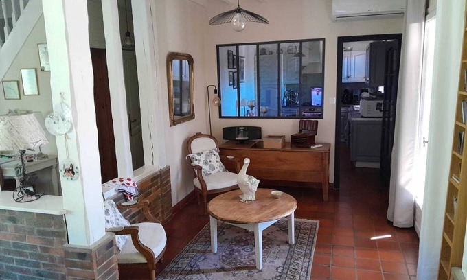 Villebret Casa | Charming house in a peaceful setting with access to a pond opposite