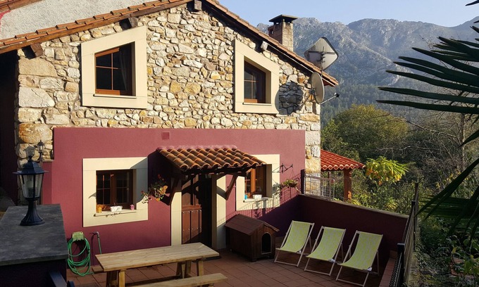 Prado Casa | Casa con Encanto en Ribadesella . Mar y montaña 2 a 5 personas