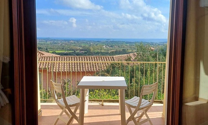 Is Molas Casa | Charming house in soothing Is Molas with WiFi, AC