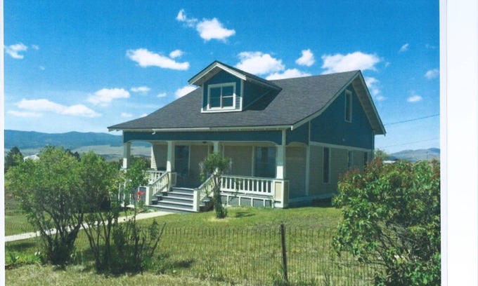 Philipsburg Casa | Encantadora casa en la colina con vistas a la cordillera de Anaconda y Flint Creek