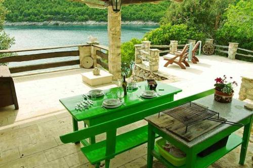 Cove Basina (Jelsa) Casa | Charming House Selca + BBQ