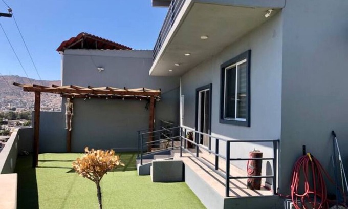 Lomas de Valle Verde Casa | Casa Encantadora Con Hermosa Vista A La Ciudad.