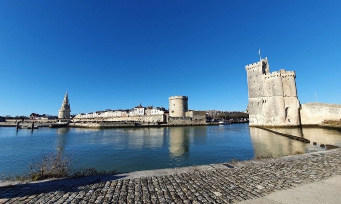 Angoulins Casa | Encantadora casa con jardín cerca del mar o en el centro del pueblo