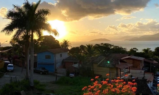 Sao Pedro Casa | CASA CON ENCANTO CON VISTA AL MAR EN REGLA MUERTA
