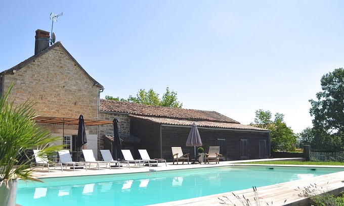 Caylus Casa | Encantadora casa con piscina climatizada muy grande en Caylus