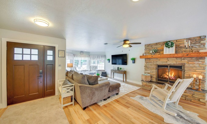 Sagle Casa | Charming Idaho Home w/ Hot Tub, Near Beaches!