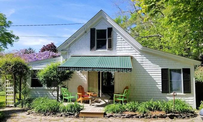 Wellfleet Casa | Encantadora cabaña 2BD en la ciudad: a pie de la calle principal y el puerto