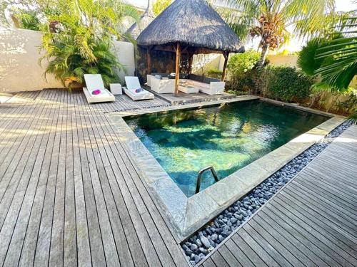 Pereybere Villa | Charming Intimate Villa