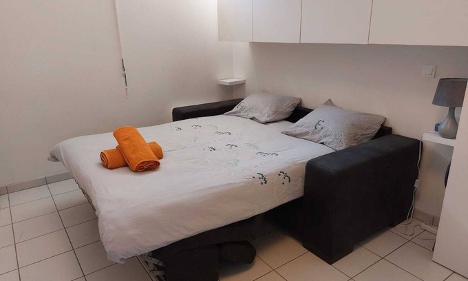 La Ville-du-Bois Apartamento | Charming La ville du bois studio ideal for departures from Orly and visits to Paris