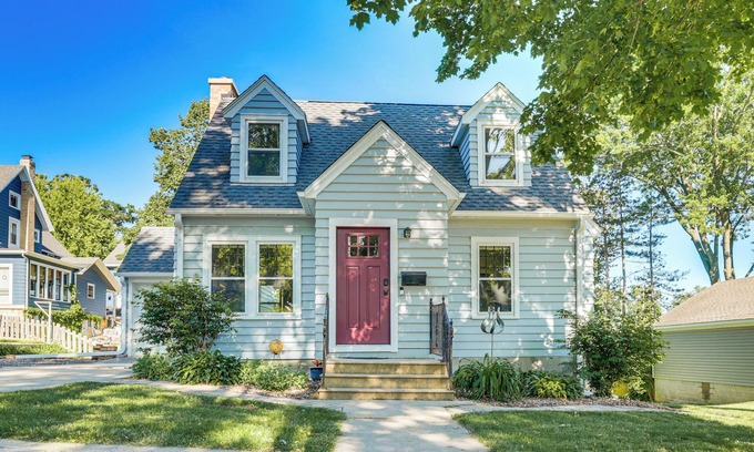 Lake Mills Casa | Charming Lake Mills Home Near Rock Lake & Beach