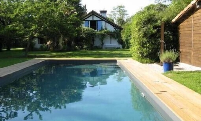 Orx Casa | Casa Landes tradicional con piscina, cerca del mar.