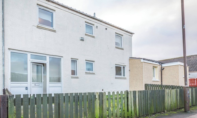 Uphall Casa | Charming Livingston Home with Garden
